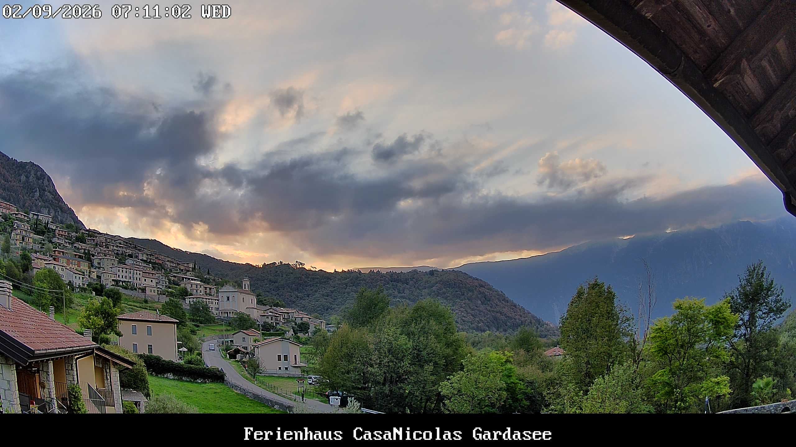 Archived image Webcam Tremosine Sul Garda, Villa, Lake Garda