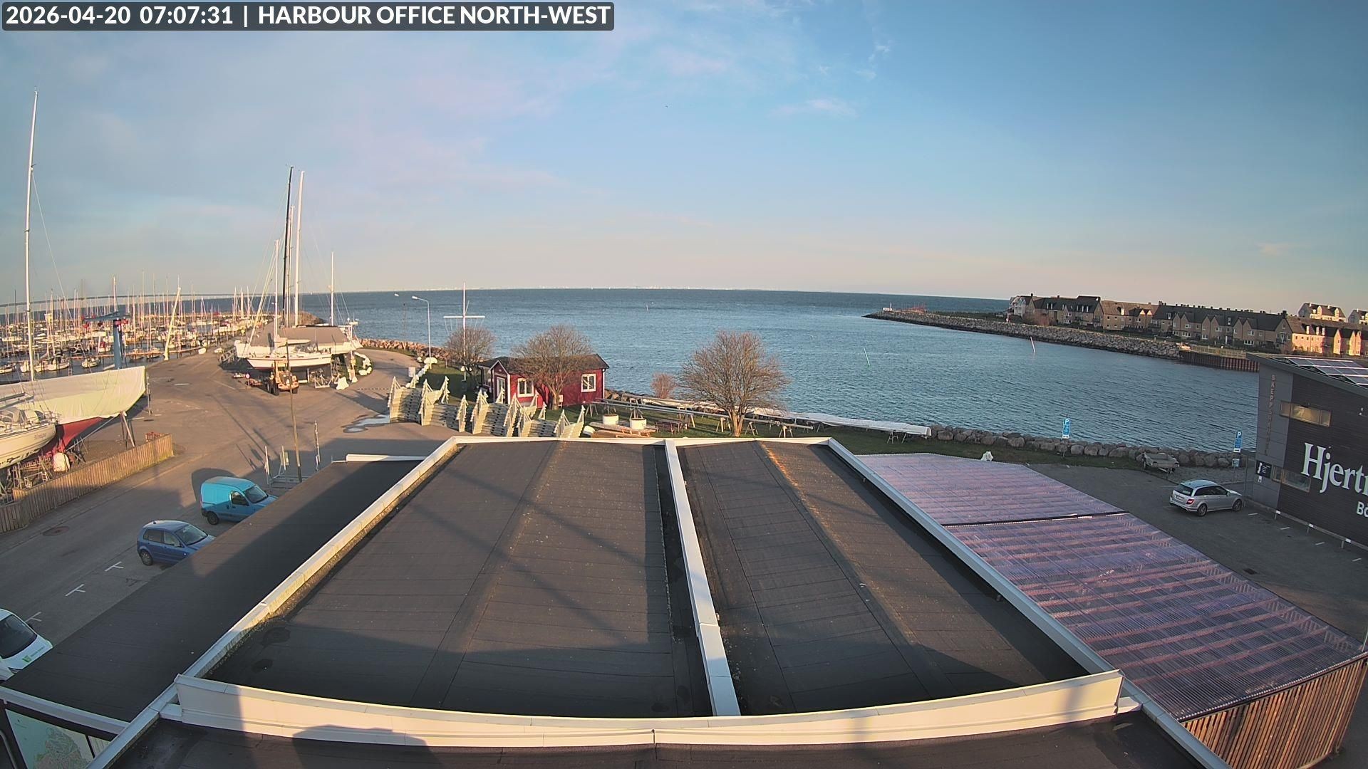 Archived image Webcam Harbor Malmö Limhamns