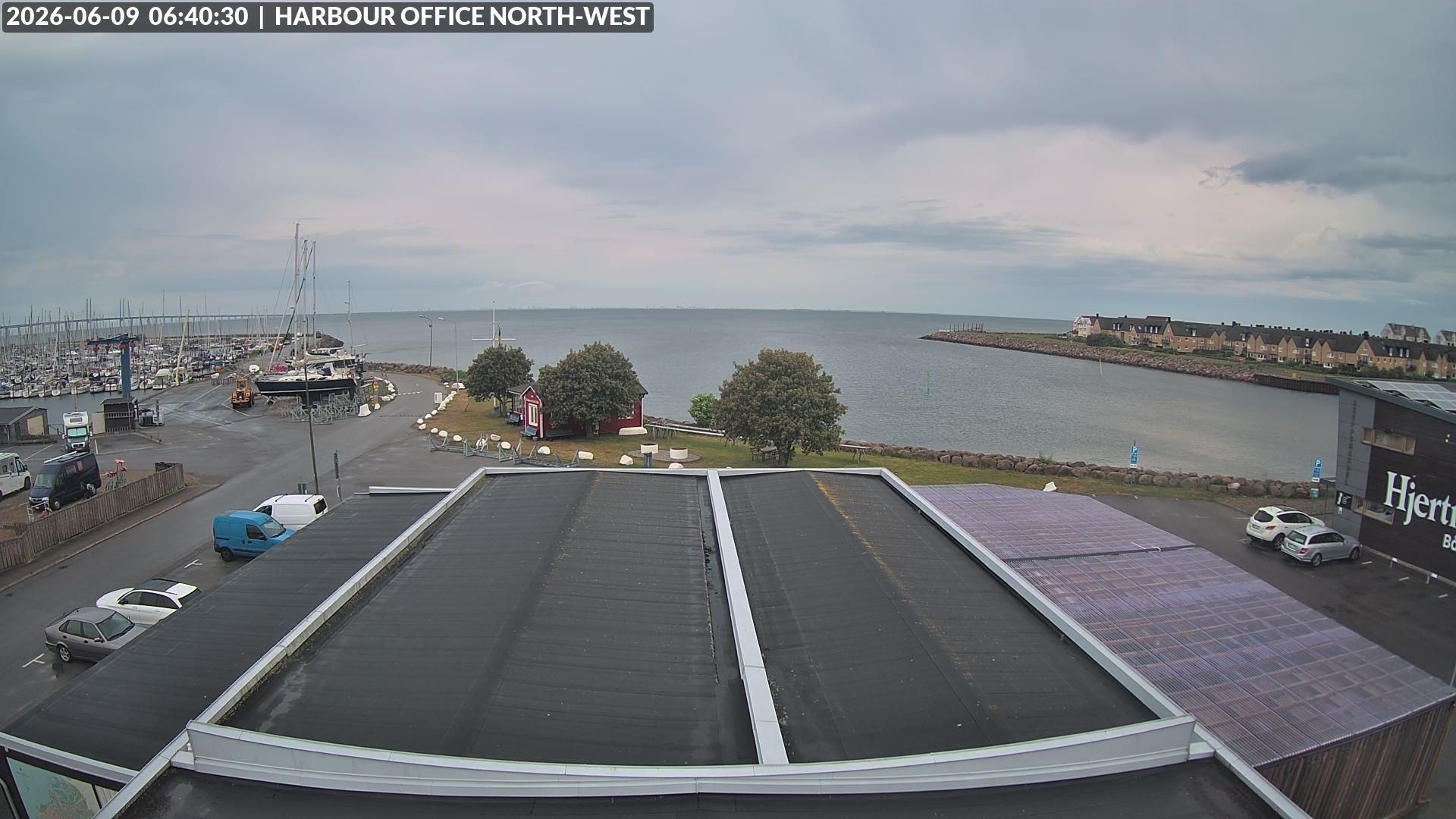 Archived image Webcam Harbor Malmö Limhamns