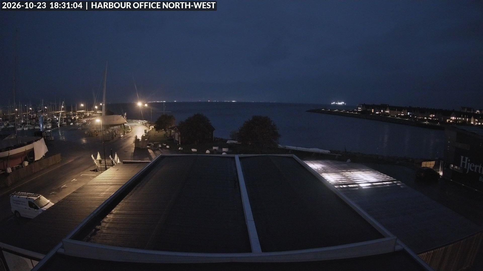 Archived image Webcam Harbor Malmö Limhamns