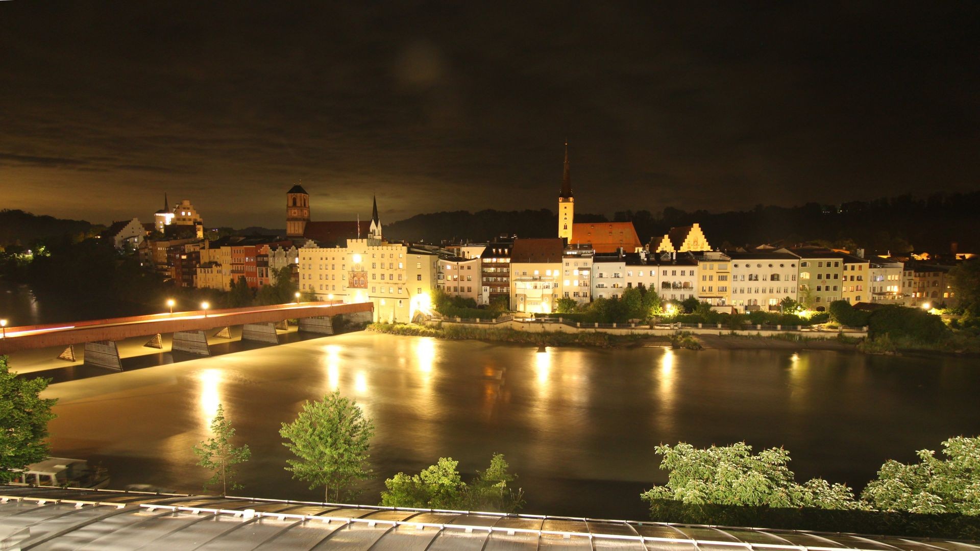 Archiv Foto Webcam Rote Brücke und Brucktor Wasserburg am Inn