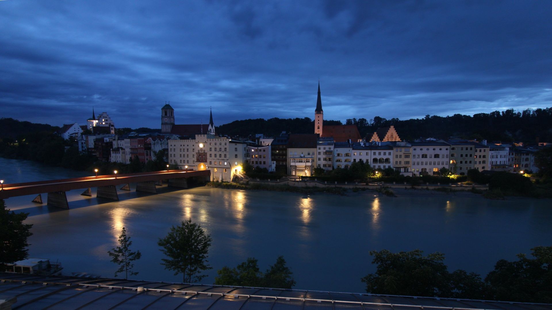 Archiv Foto Webcam Rote Brücke und Brucktor Wasserburg am Inn