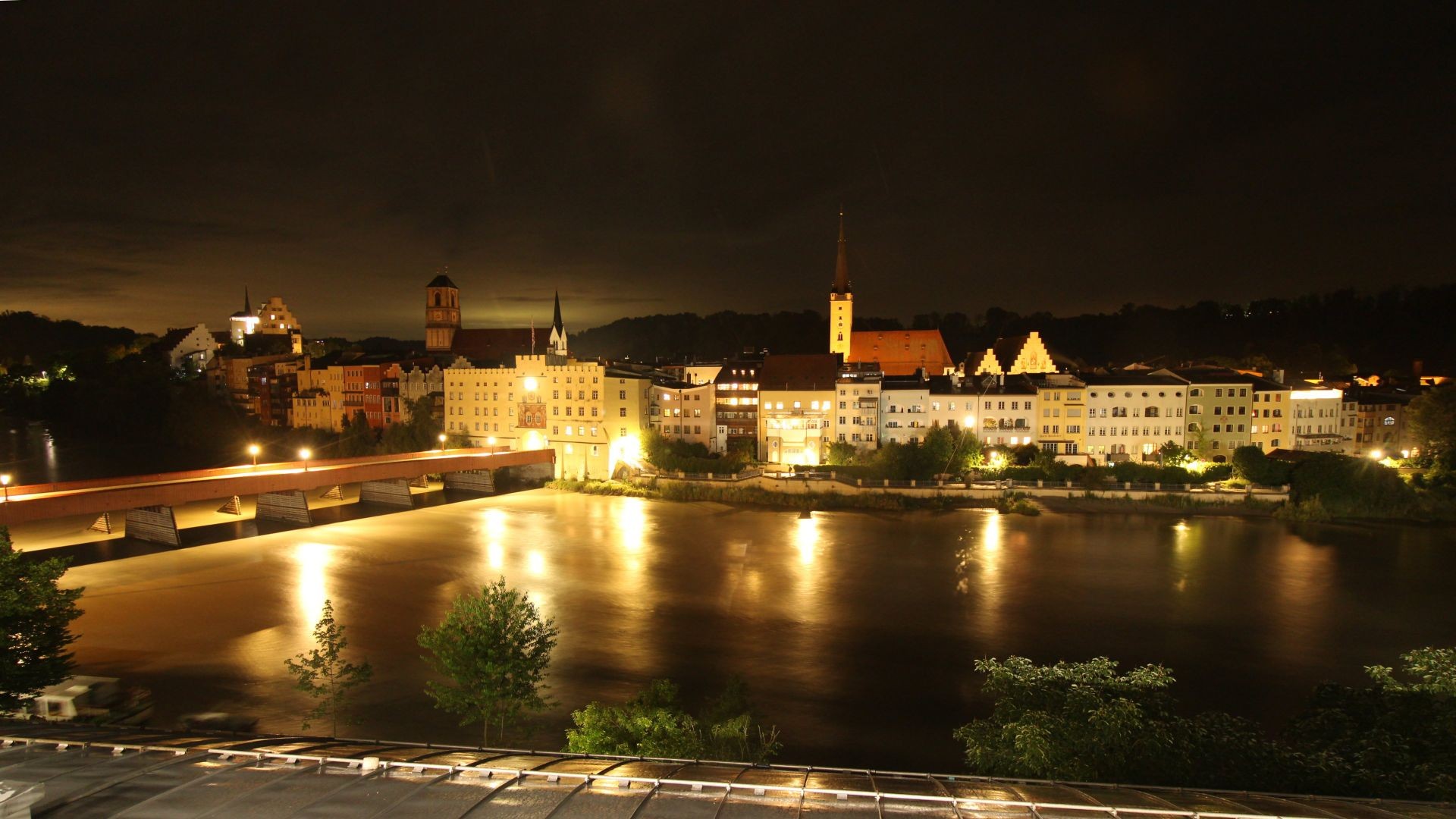 Archiv Foto Webcam Rote Brücke und Brucktor Wasserburg am Inn