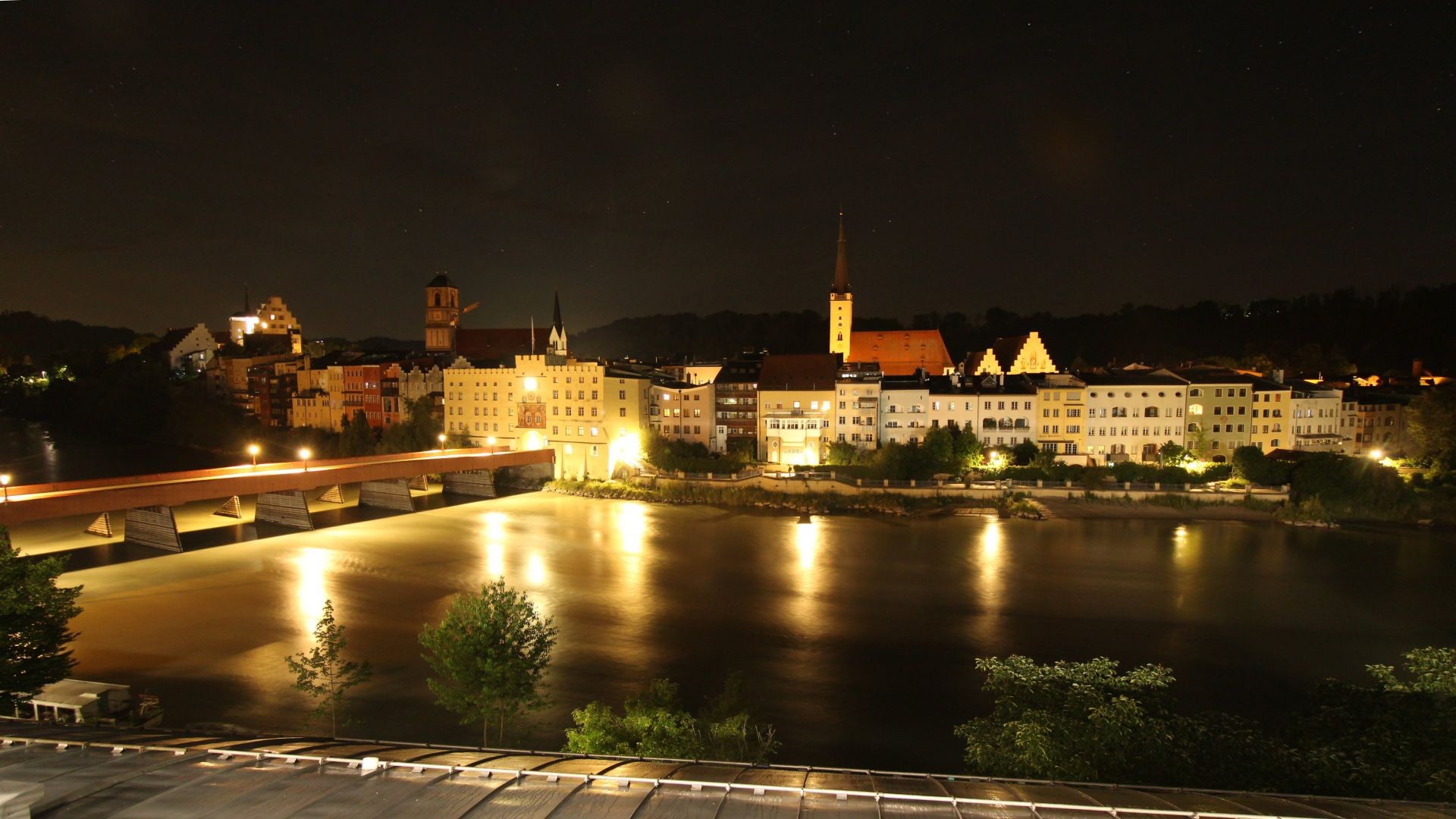 Archiv Foto Webcam Rote Brücke und Brucktor Wasserburg am Inn