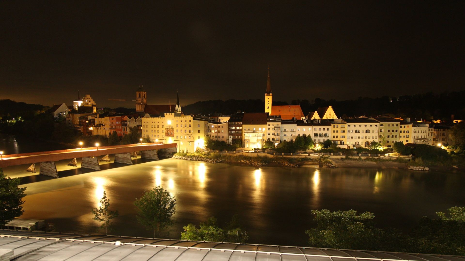 Archiv Foto Webcam Rote Brücke und Brucktor Wasserburg am Inn