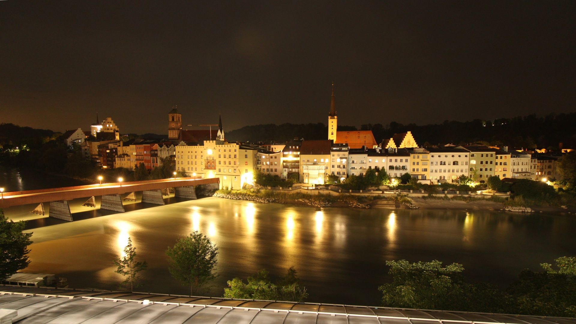 Archiv Foto Webcam Rote Brücke und Brucktor Wasserburg am Inn