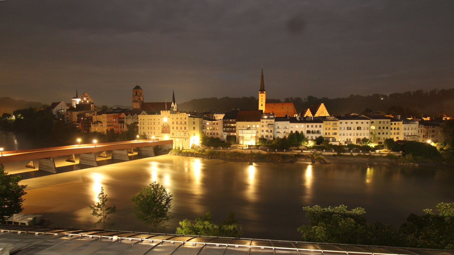 Archiv Foto Webcam Rote Brücke und Brucktor Wasserburg am Inn