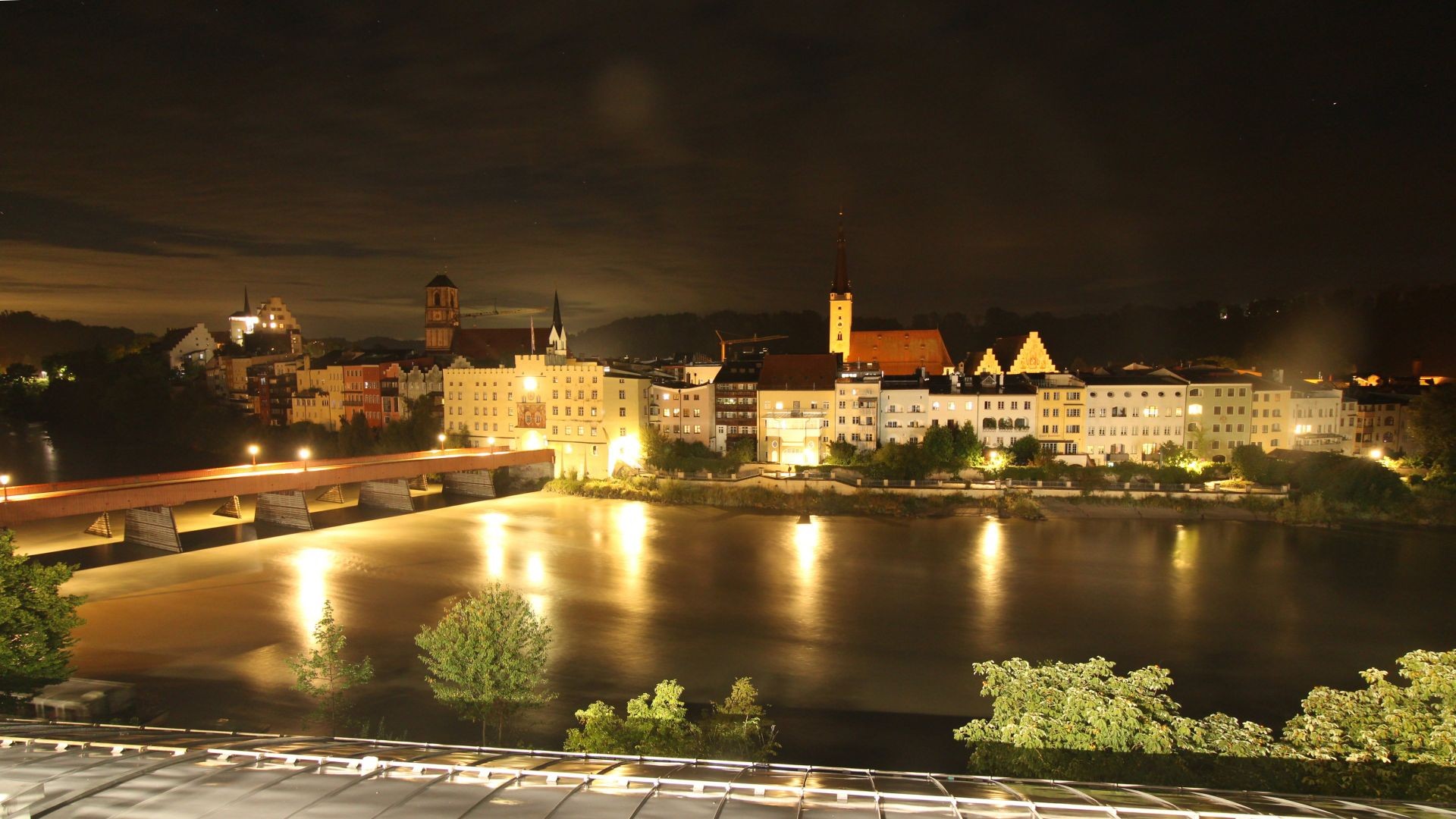 Archiv Foto Webcam Rote Brücke und Brucktor Wasserburg am Inn