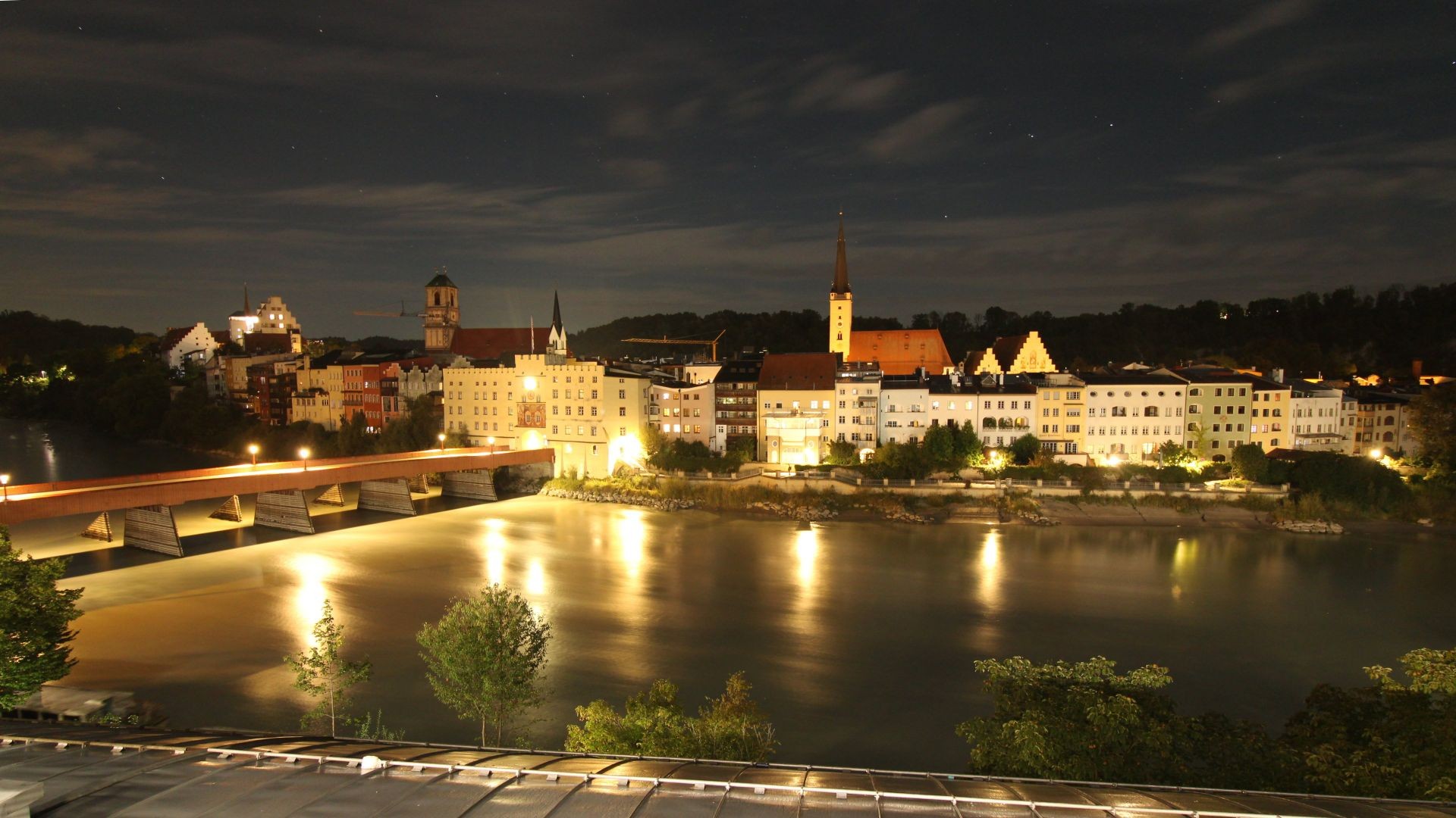 Archiv Foto Webcam Rote Brücke und Brucktor Wasserburg am Inn