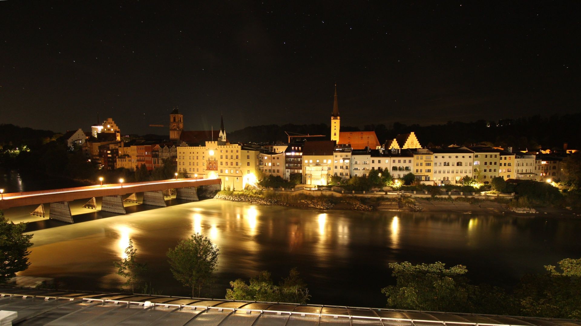 Archived image Webcam Brucktor and Rote Brücke Wasserburg am Inn
