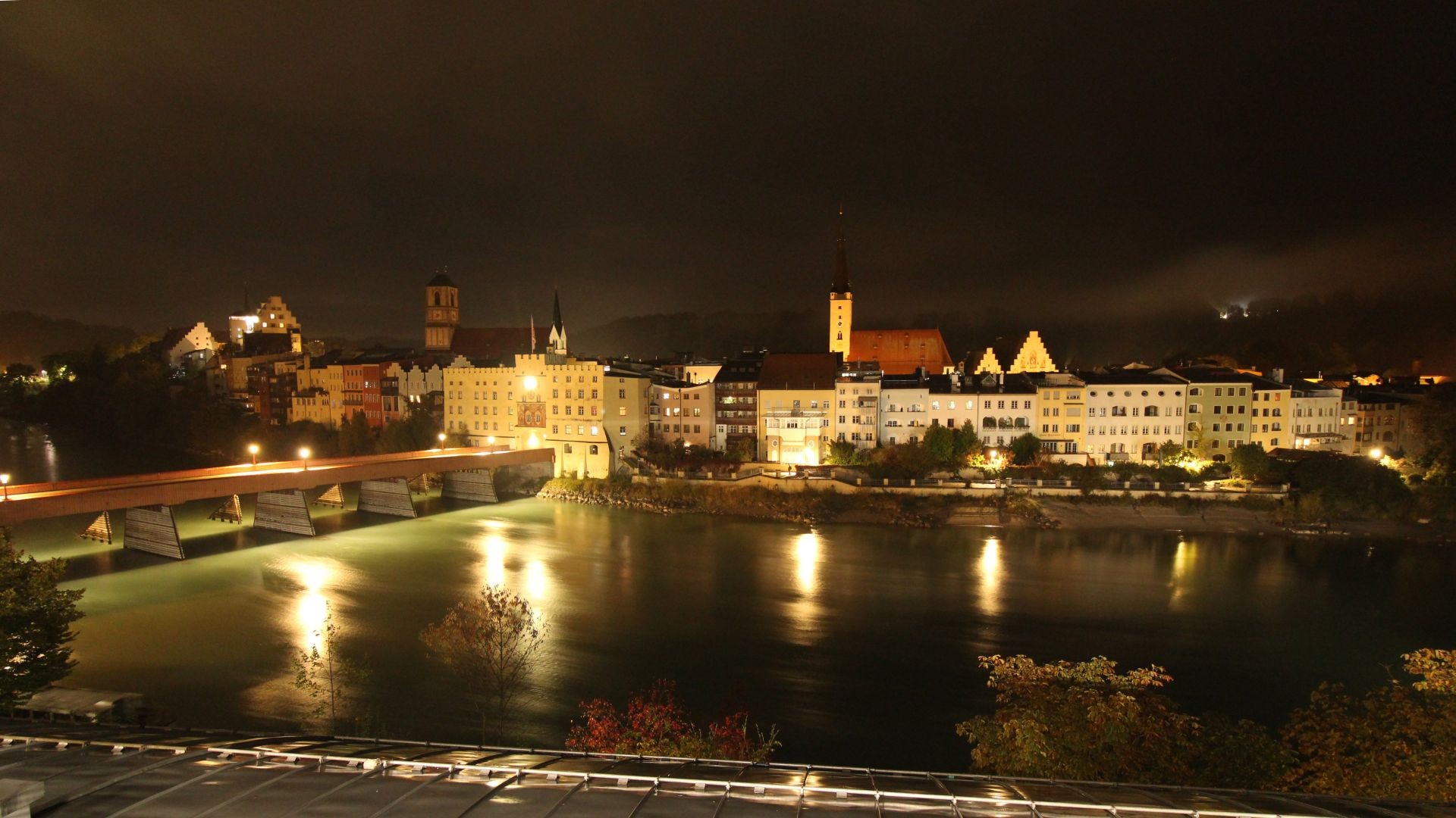 Archiv Foto Webcam Rote Brücke und Brucktor Wasserburg am Inn