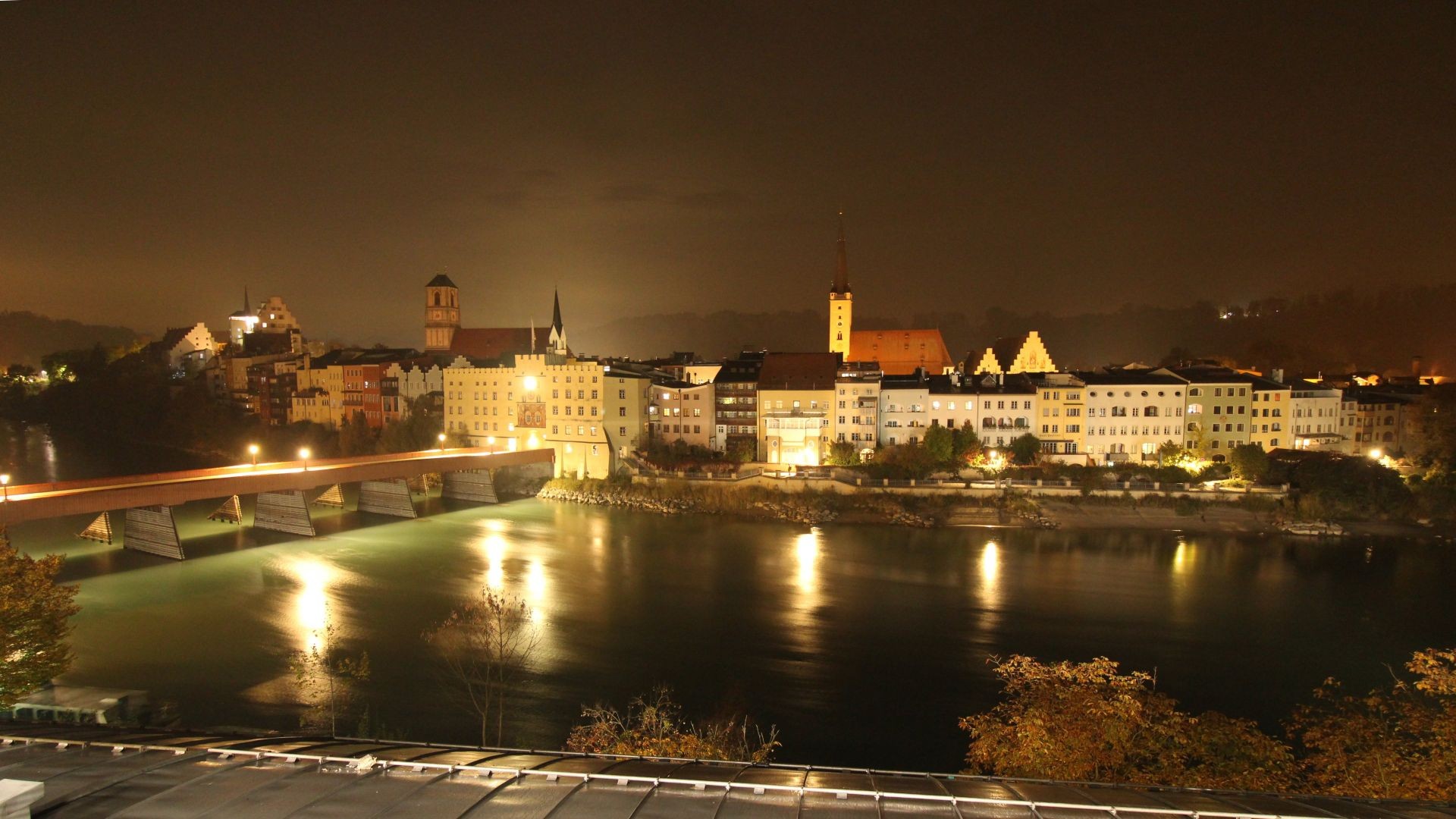 Archiv Foto Webcam Rote Brücke und Brucktor Wasserburg am Inn