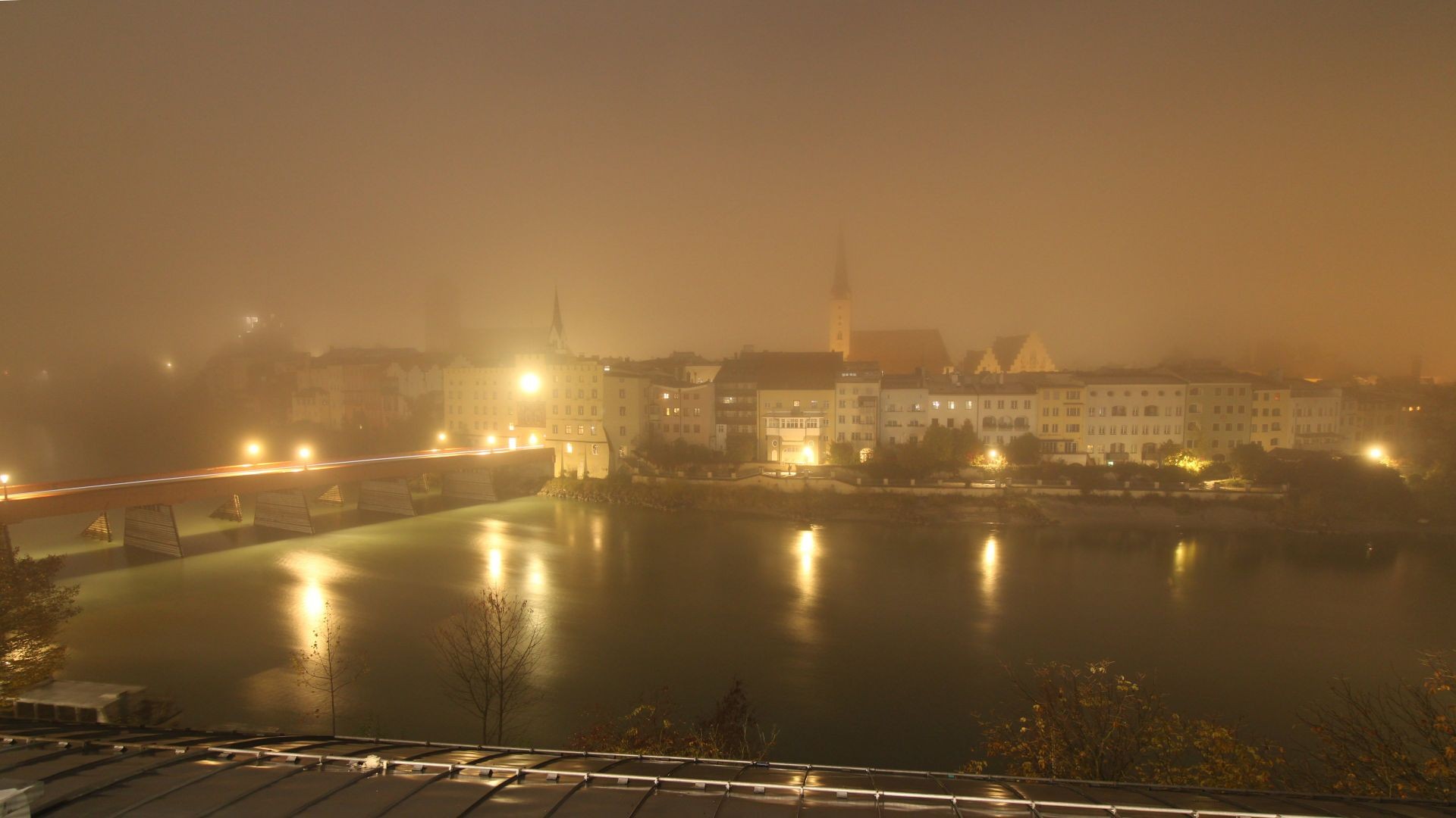 Archiv Foto Webcam Rote Brücke und Brucktor Wasserburg am Inn