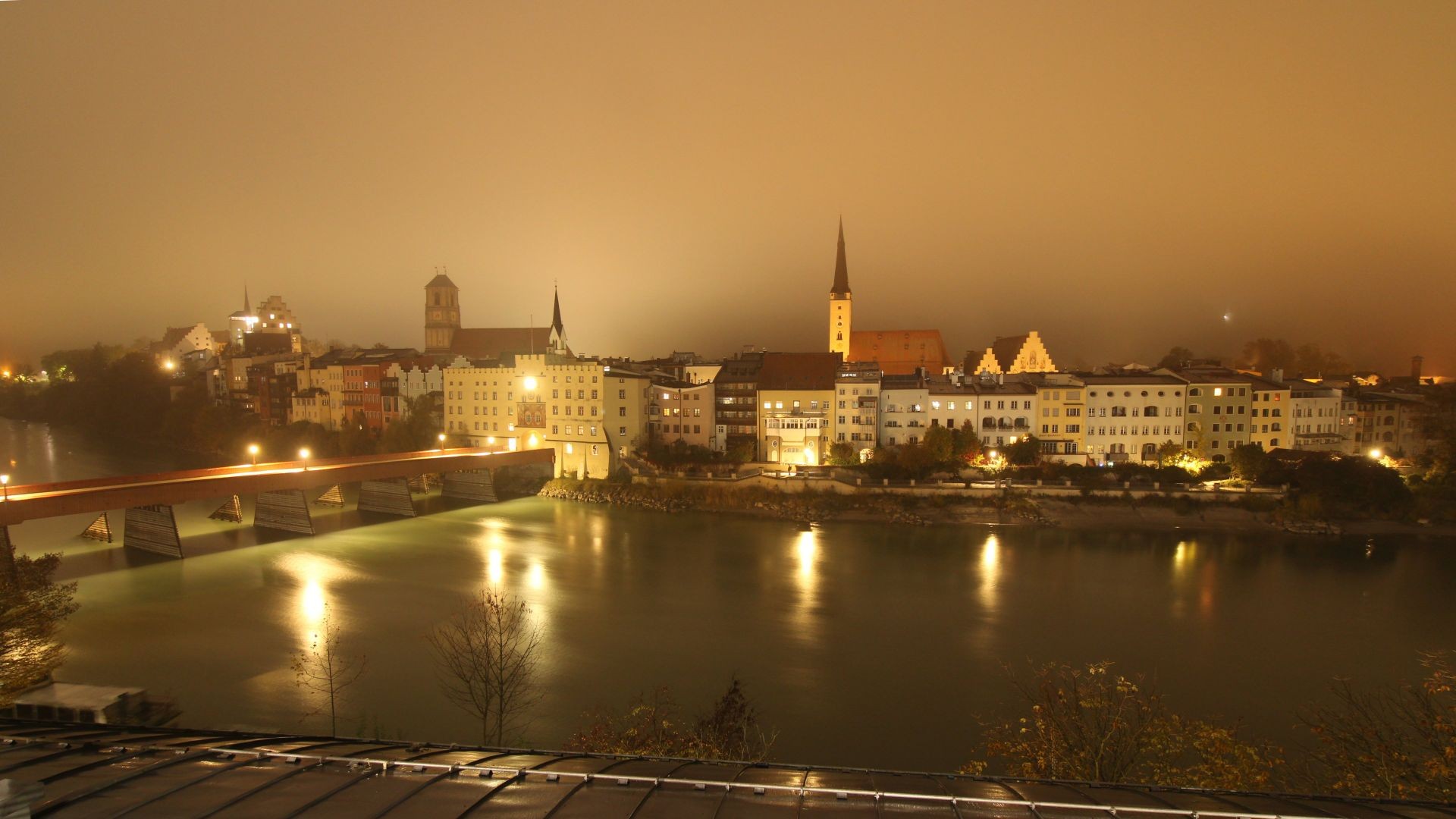 Archiv Foto Webcam Rote Brücke und Brucktor Wasserburg am Inn