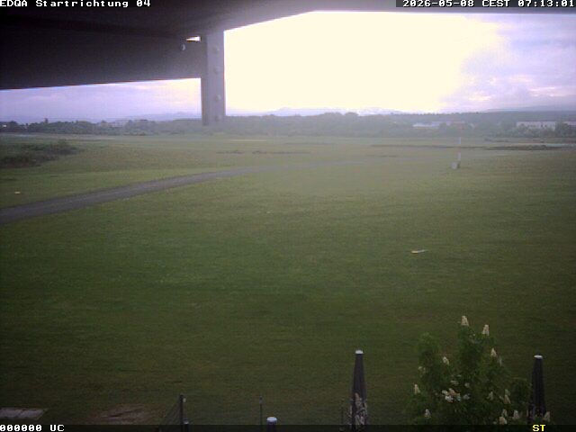 Archiv Foto Webcam Flugplatz Bamberg-Breitenau Startbahn