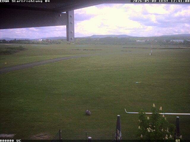 Archiv Foto Webcam Flugplatz Bamberg-Breitenau Startbahn