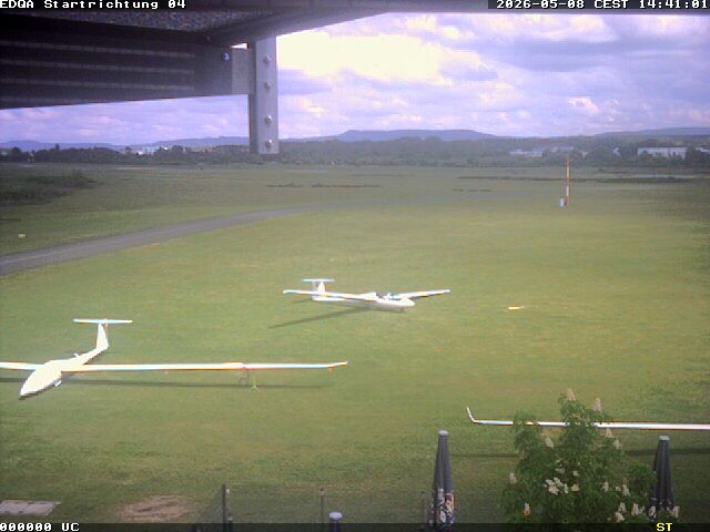 Archiv Foto Webcam Flugplatz Bamberg-Breitenau Startbahn