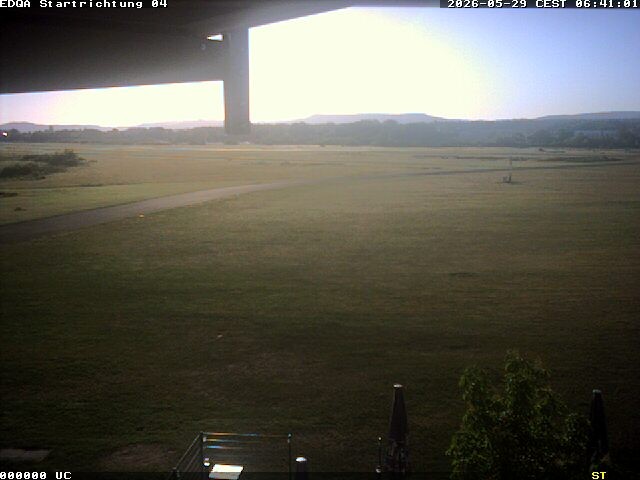 Archiv Foto Webcam Flugplatz Bamberg-Breitenau Startbahn