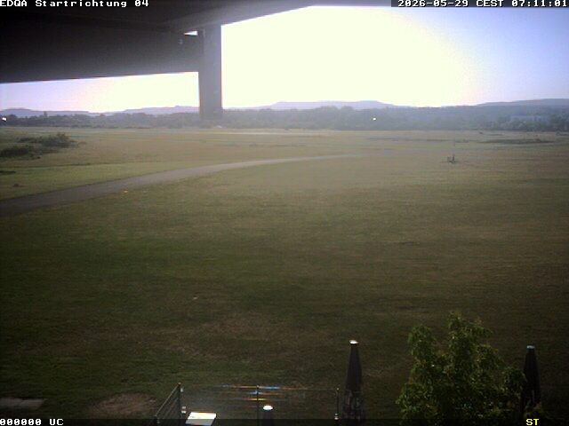 Archiv Foto Webcam Flugplatz Bamberg-Breitenau Startbahn