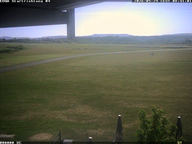 Archiv Foto Webcam Flugplatz Bamberg-Breitenau Startbahn