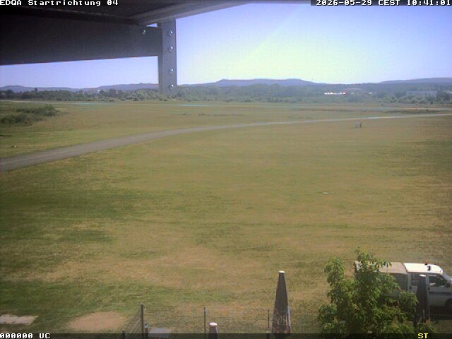 Archiv Foto Webcam Flugplatz Bamberg-Breitenau Startbahn