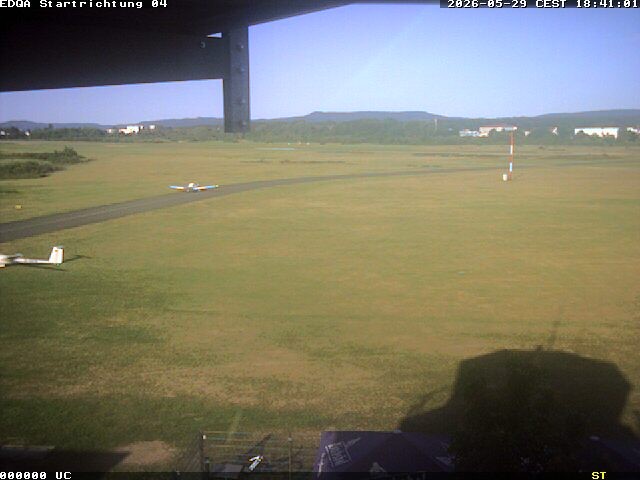 Archiv Foto Webcam Flugplatz Bamberg-Breitenau Startbahn