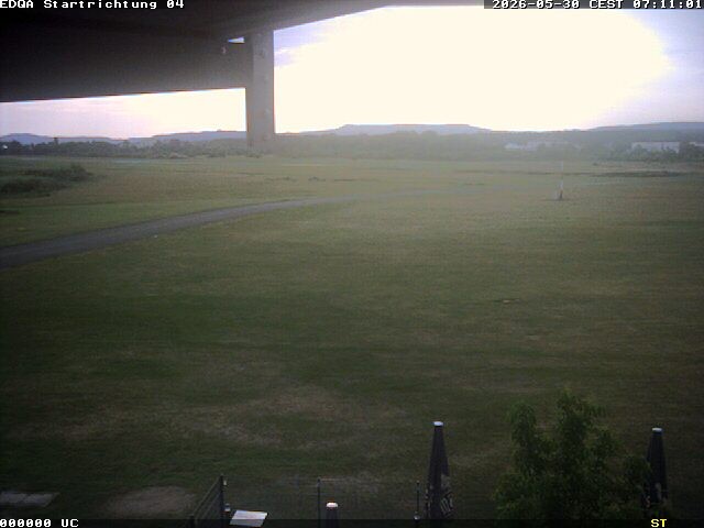 Archiv Foto Webcam Flugplatz Bamberg-Breitenau Startbahn