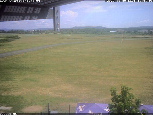 Archiv Foto Webcam Flugplatz Bamberg-Breitenau Startbahn