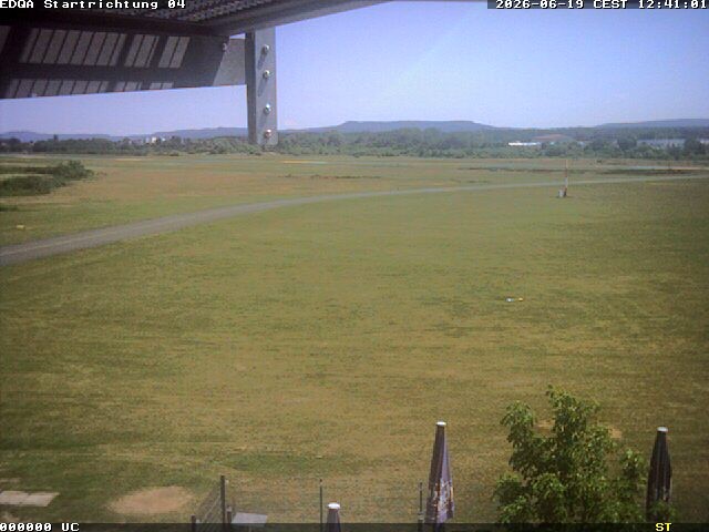 Archiv Foto Webcam Flugplatz Bamberg-Breitenau Startbahn