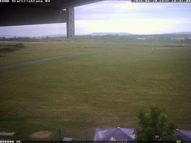 Archiv Foto Webcam Flugplatz Bamberg-Breitenau Startbahn