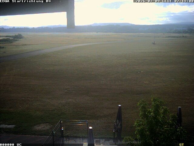 Archiv Foto Webcam Flugplatz Bamberg-Breitenau Startbahn