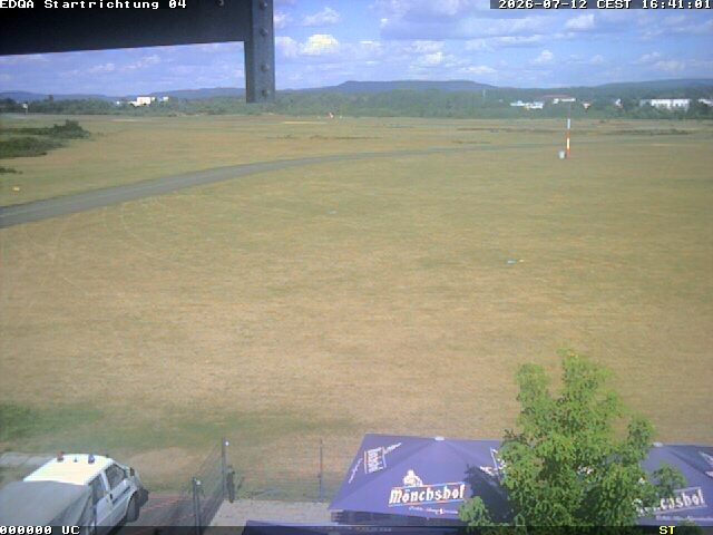 Archiv Foto Webcam Flugplatz Bamberg-Breitenau Startbahn