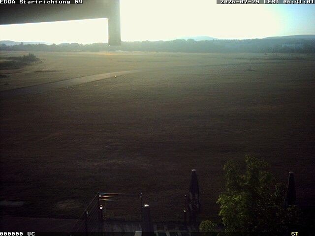Archiv Foto Webcam Flugplatz Bamberg-Breitenau Startbahn