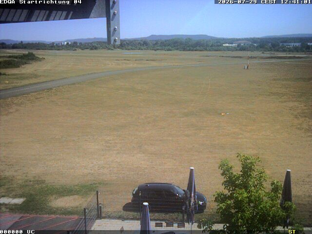 Archiv Foto Webcam Flugplatz Bamberg-Breitenau Startbahn