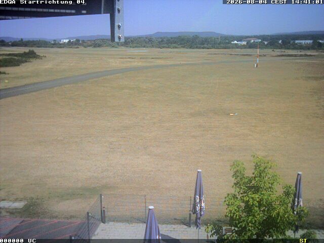 Archiv Foto Webcam Flugplatz Bamberg-Breitenau Startbahn