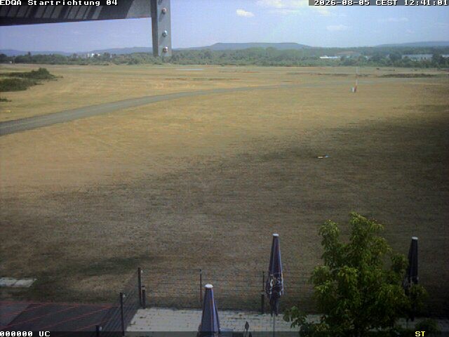 Archiv Foto Webcam Flugplatz Bamberg-Breitenau Startbahn