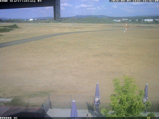 Archiv Foto Webcam Flugplatz Bamberg-Breitenau Startbahn