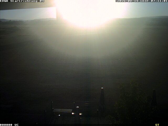 Archived image Webcam Airfield Bamberg-Breitenau
