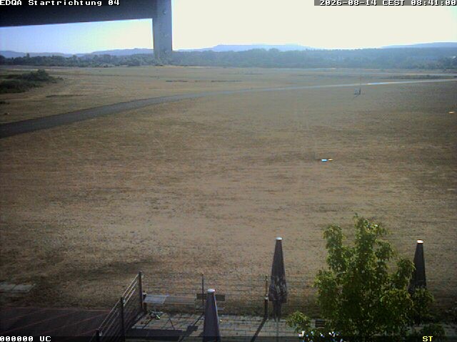 Archived image Webcam Airfield Bamberg-Breitenau