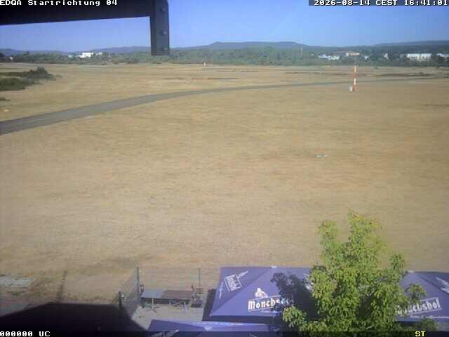 Archived image Webcam Airfield Bamberg-Breitenau