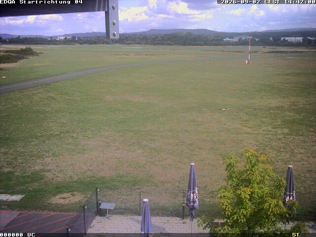 Archiv Foto Webcam Flugplatz Bamberg-Breitenau Startbahn