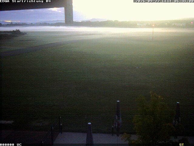 Archived image Webcam Airfield Bamberg-Breitenau