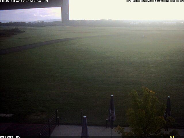Archived image Webcam Airfield Bamberg-Breitenau