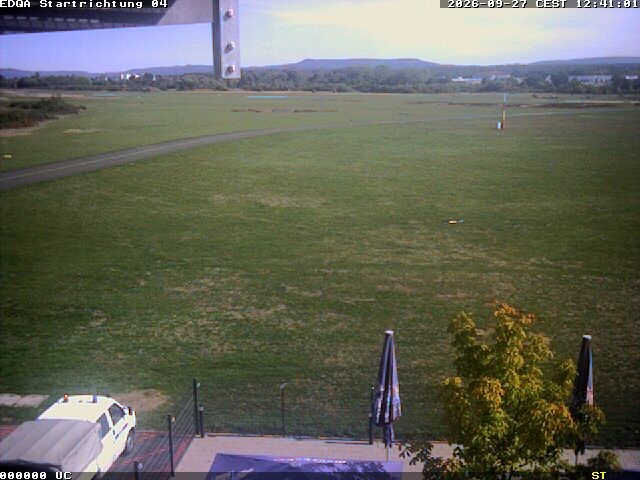 Archiv Foto Webcam Flugplatz Bamberg-Breitenau Startbahn