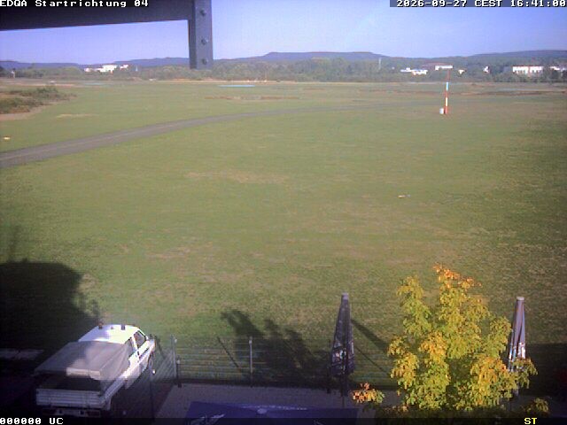 Archiv Foto Webcam Flugplatz Bamberg-Breitenau Startbahn
