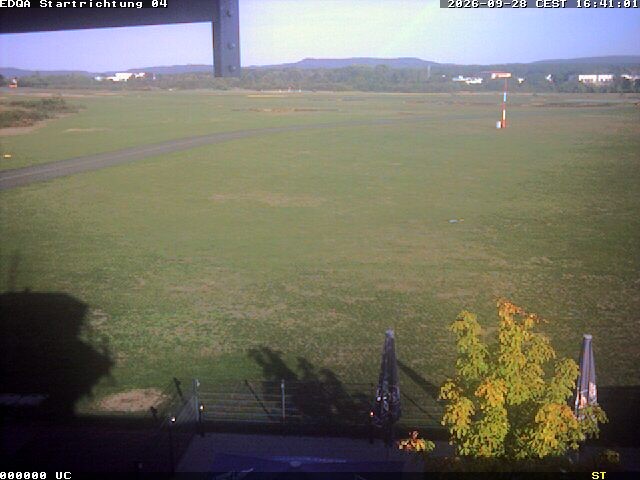 Archiv Foto Webcam Flugplatz Bamberg-Breitenau Startbahn