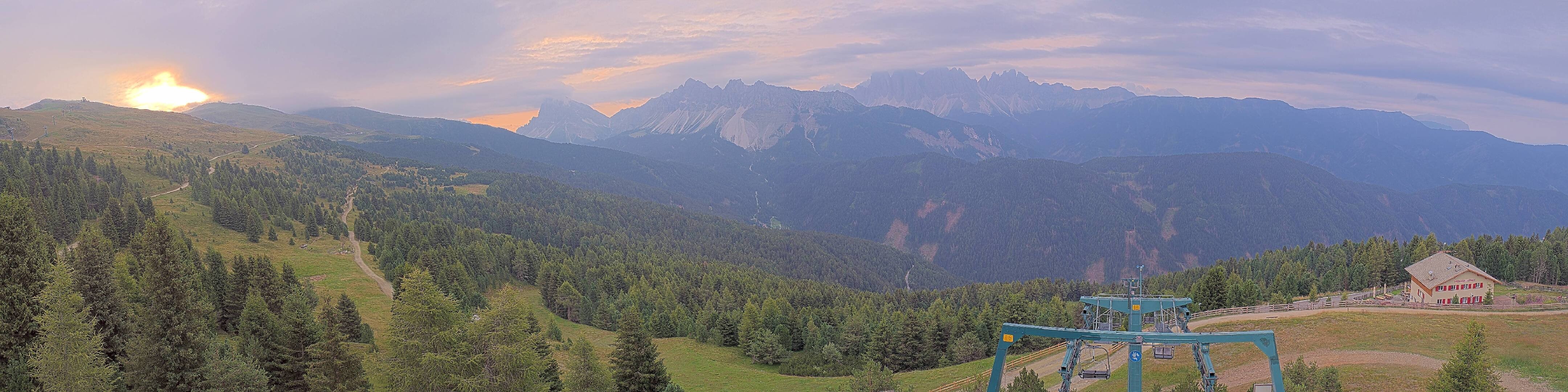 Archiv Foto Webcam Plose-Brixen: Bergstation Palmschoss
