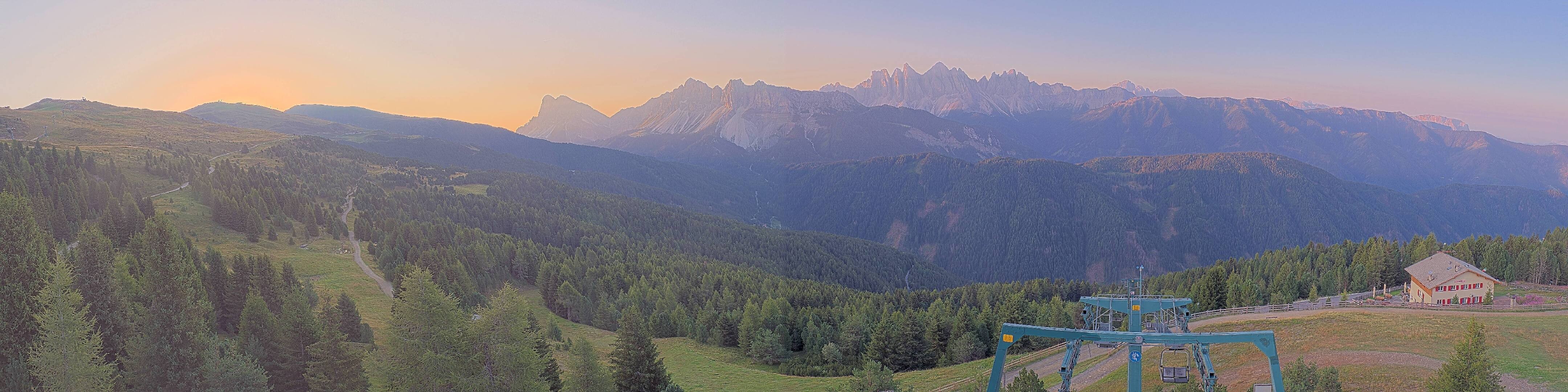 Archiv Foto Webcam Plose-Brixen: Bergstation Palmschoss