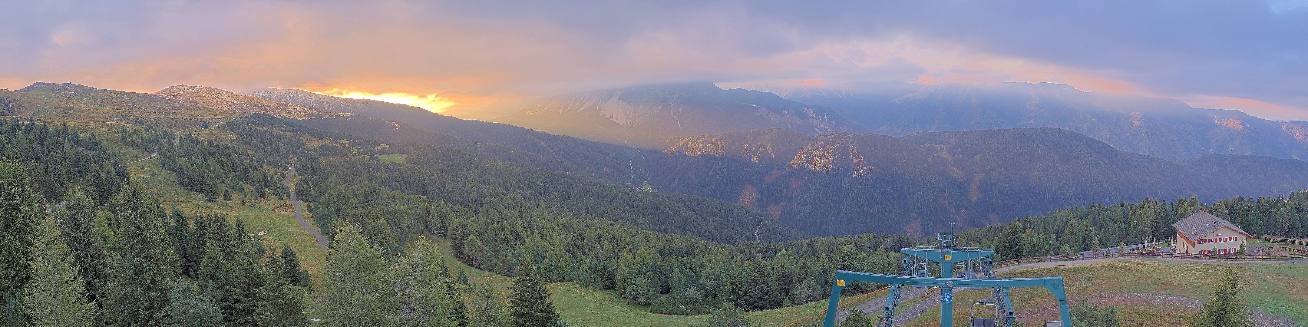 Archiv Foto Webcam Plose-Brixen: Bergstation Palmschoss