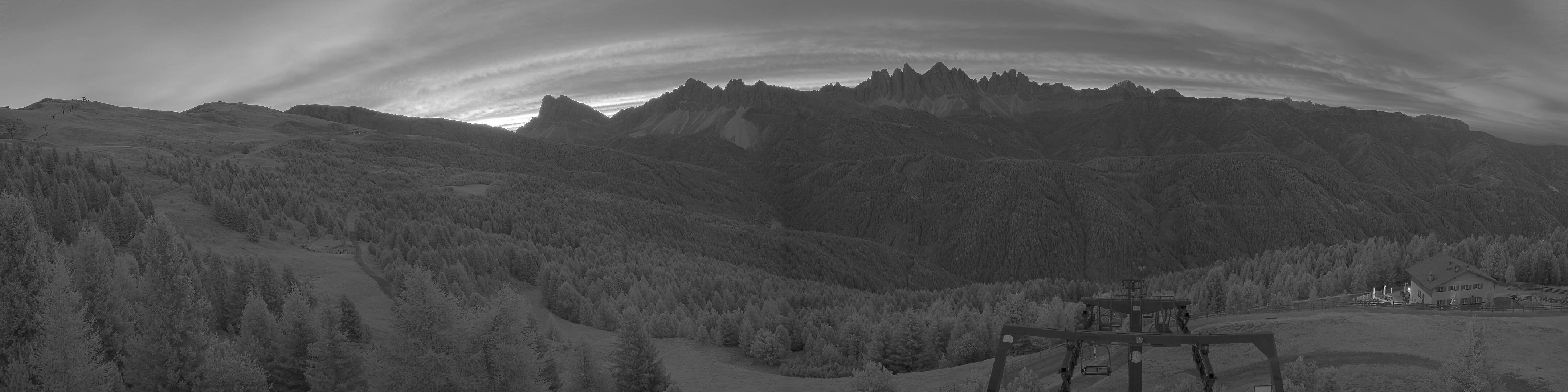 Archiv Foto Webcam Plose-Brixen: Bergstation Palmschoss